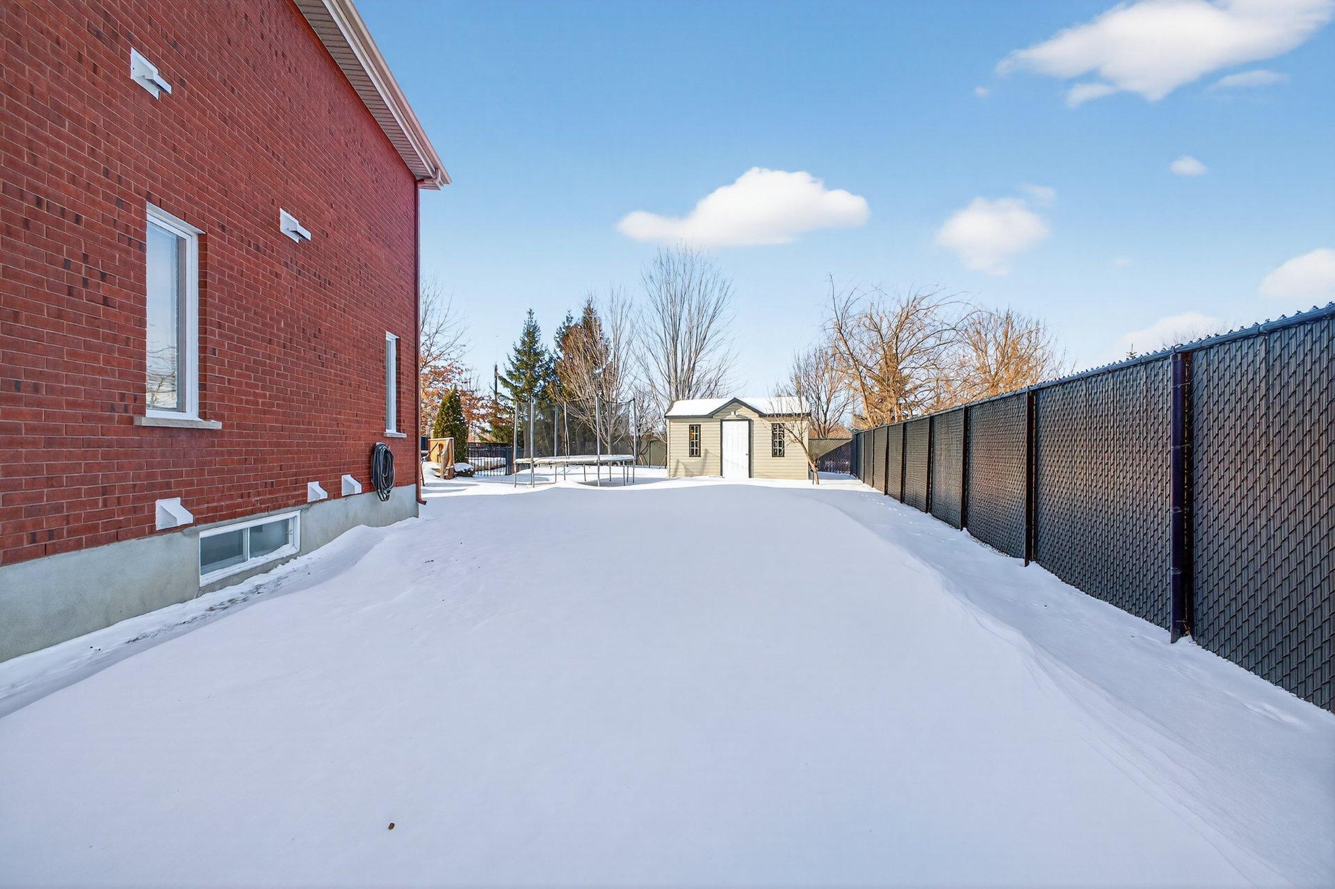 









50


Rue de la Seine

,
Candiac,




QC
J5R6Y2

