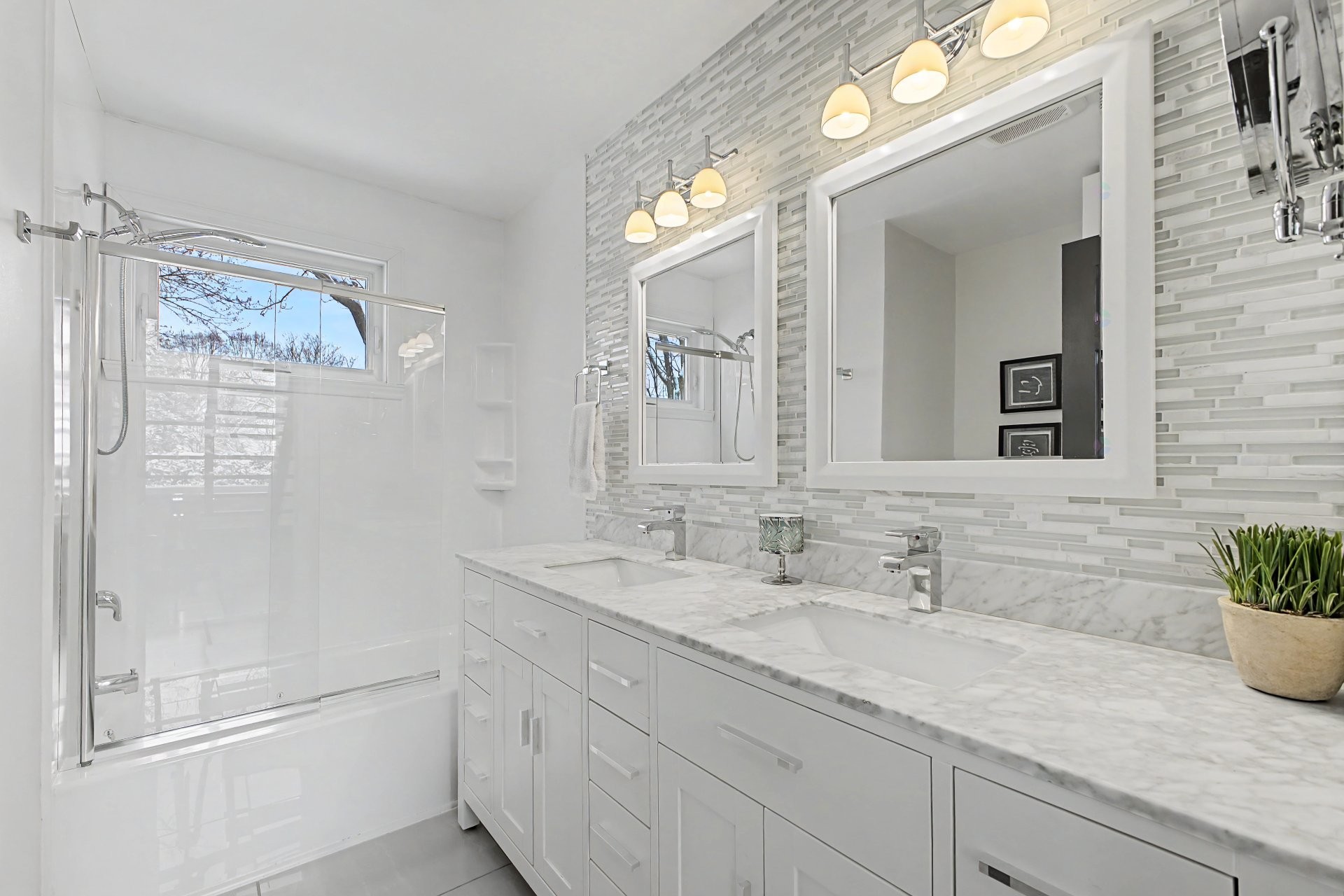 









1130


Rue Goyer

,
Saint-Bruno-de-Montarville,




QC
J3V3Z1

