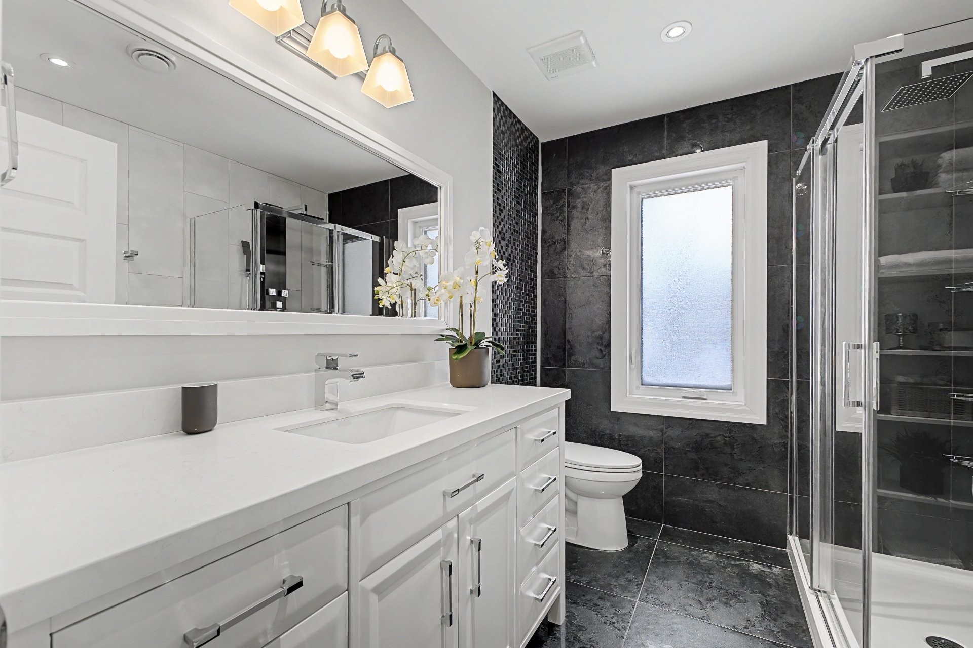 









1130


Rue Goyer

,
Saint-Bruno-de-Montarville,




QC
J3V3Z1

