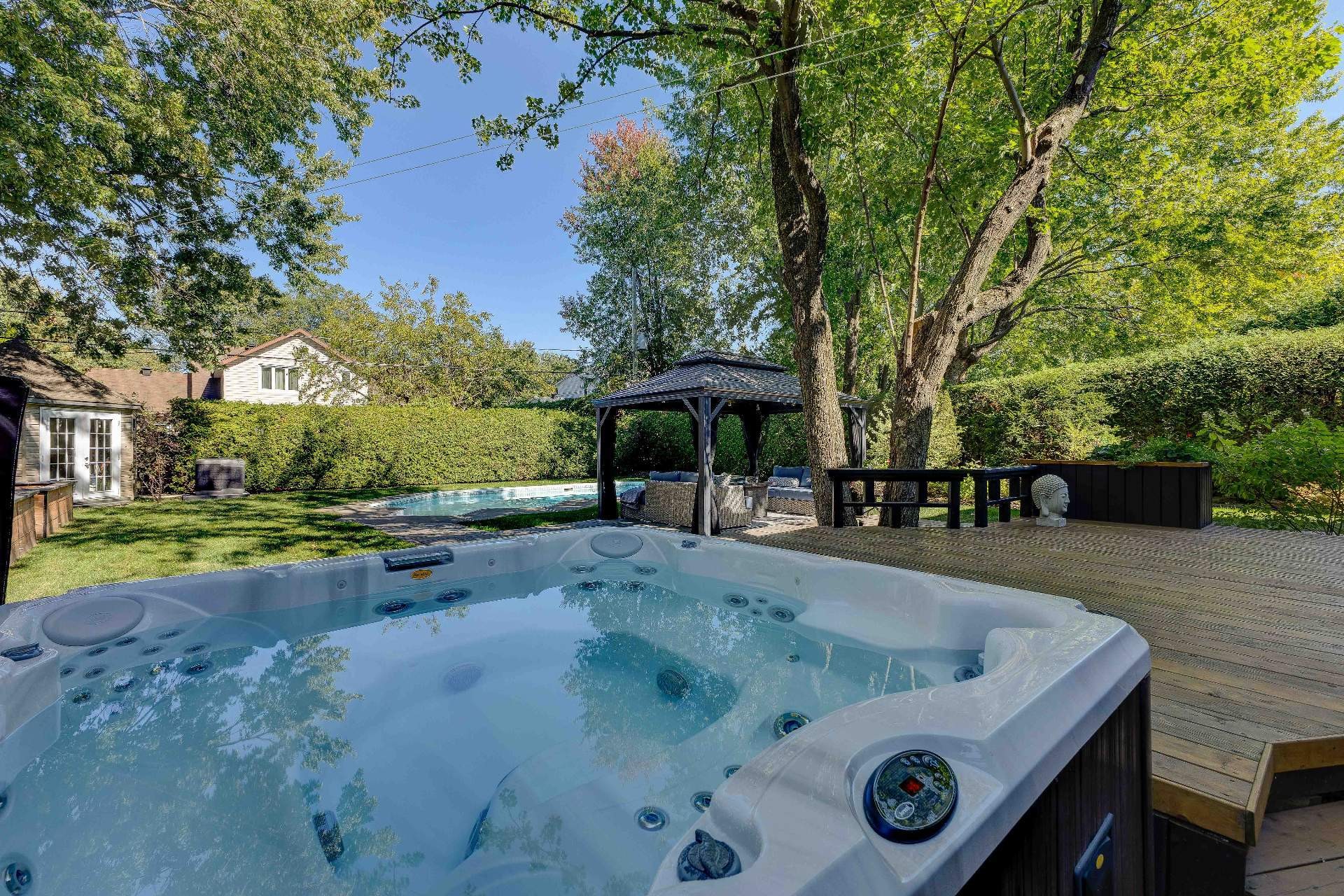 









1130


Rue Goyer

,
Saint-Bruno-de-Montarville,




QC
J3V3Z1

