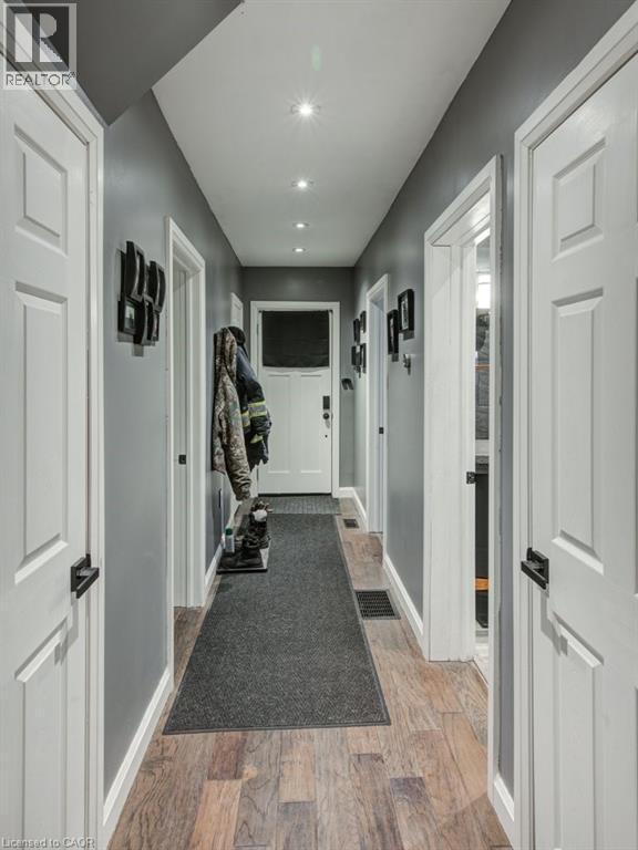 












83 OXFORD Street

,
Woodstock,




Ontario
N4S6A4

