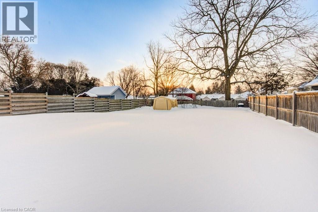 












83 OXFORD Street

,
Woodstock,




Ontario
N4S6A4

