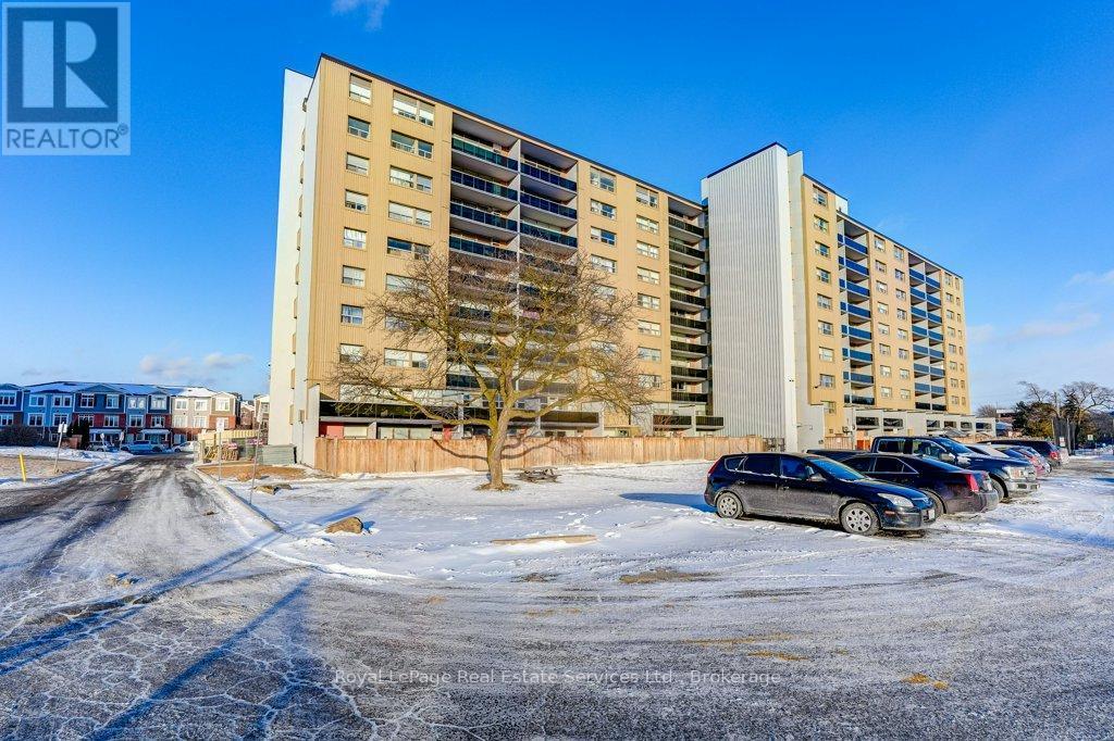 












17 - 15 ALBRIGHT ROAD

,
Hamilton (Vincent),




Ontario
L8K5J2

