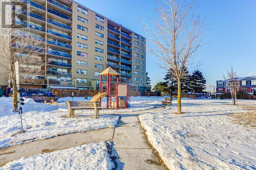 












17 - 15 ALBRIGHT ROAD

,
Hamilton (Vincent),




Ontario
L8K5J2

