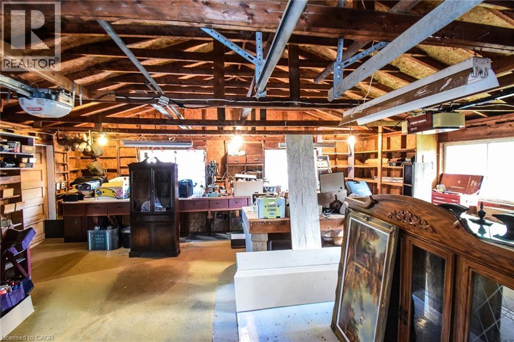 












725 CROSS Street W

,
Dunnville,




Ontario
N1A1N6

