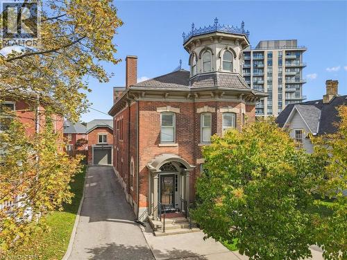 Featured Listing Photo 