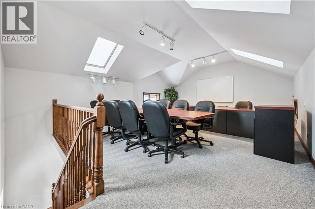 












143 NORFOLK Street

,
Guelph,




Ontario
N1H4J7

