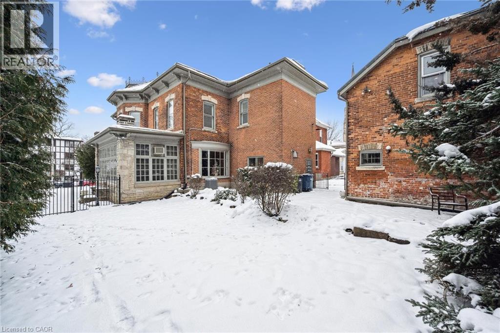 












143 NORFOLK Street

,
Guelph,




Ontario
N1H4J7

