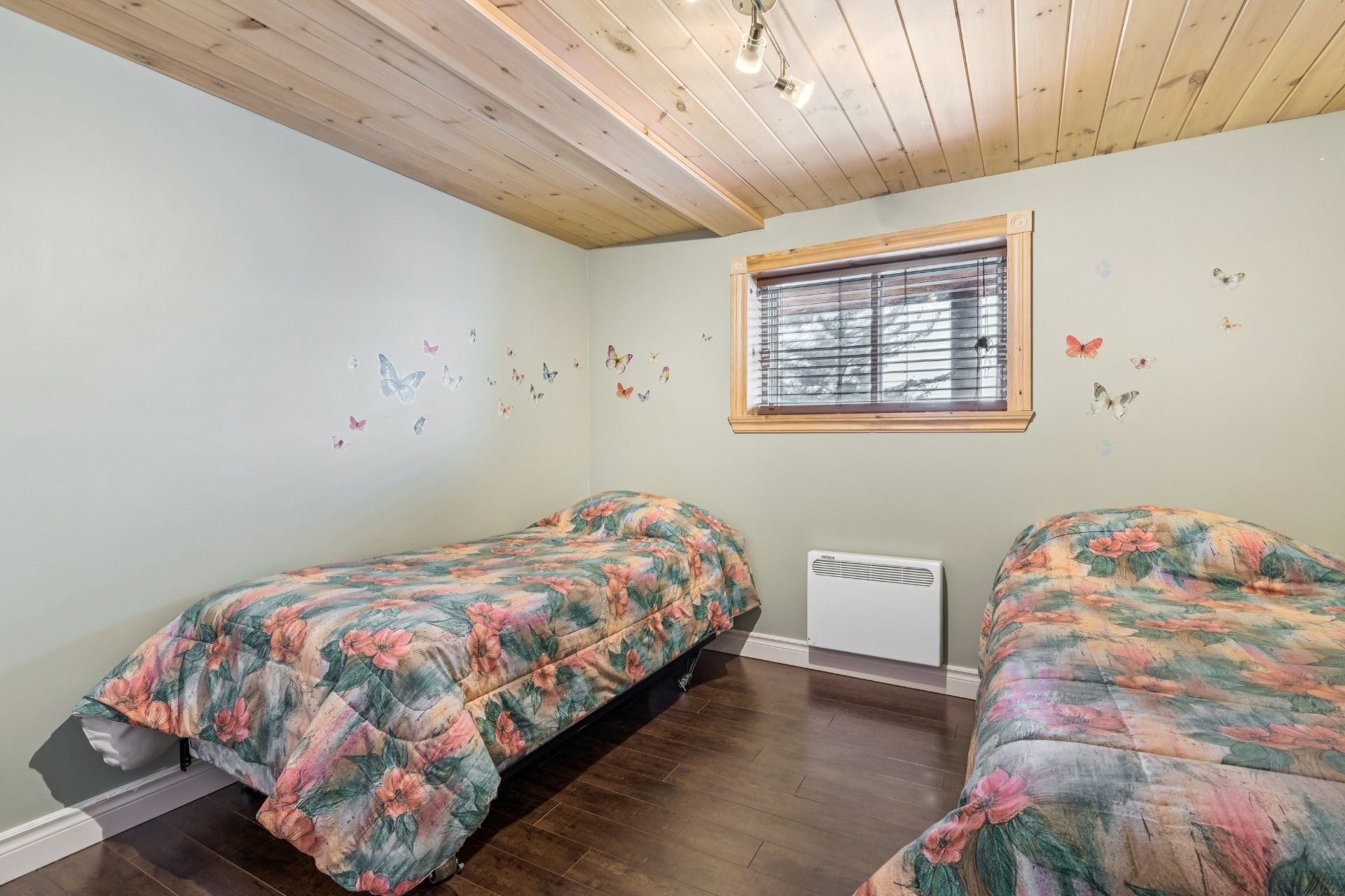 









60


Ch. de la Côte-à-Menick

,
Mandeville,




QC
J0K1L0

