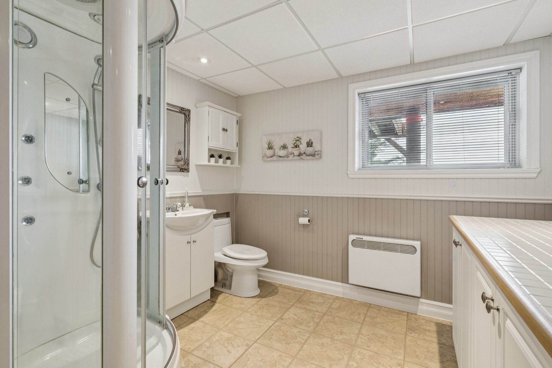 









60


Ch. de la Côte-à-Menick

,
Mandeville,




QC
J0K1L0

