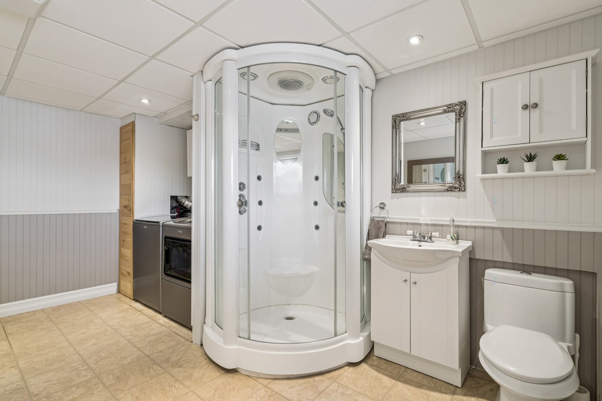 









60


Ch. de la Côte-à-Menick

,
Mandeville,




QC
J0K1L0

