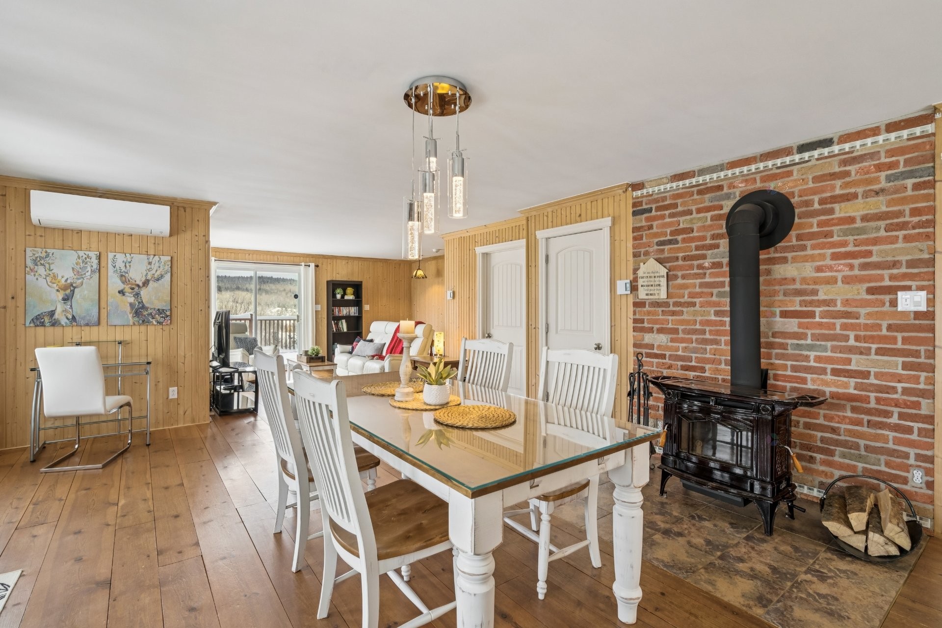 









60


Ch. de la Côte-à-Menick

,
Mandeville,




QC
J0K1L0

