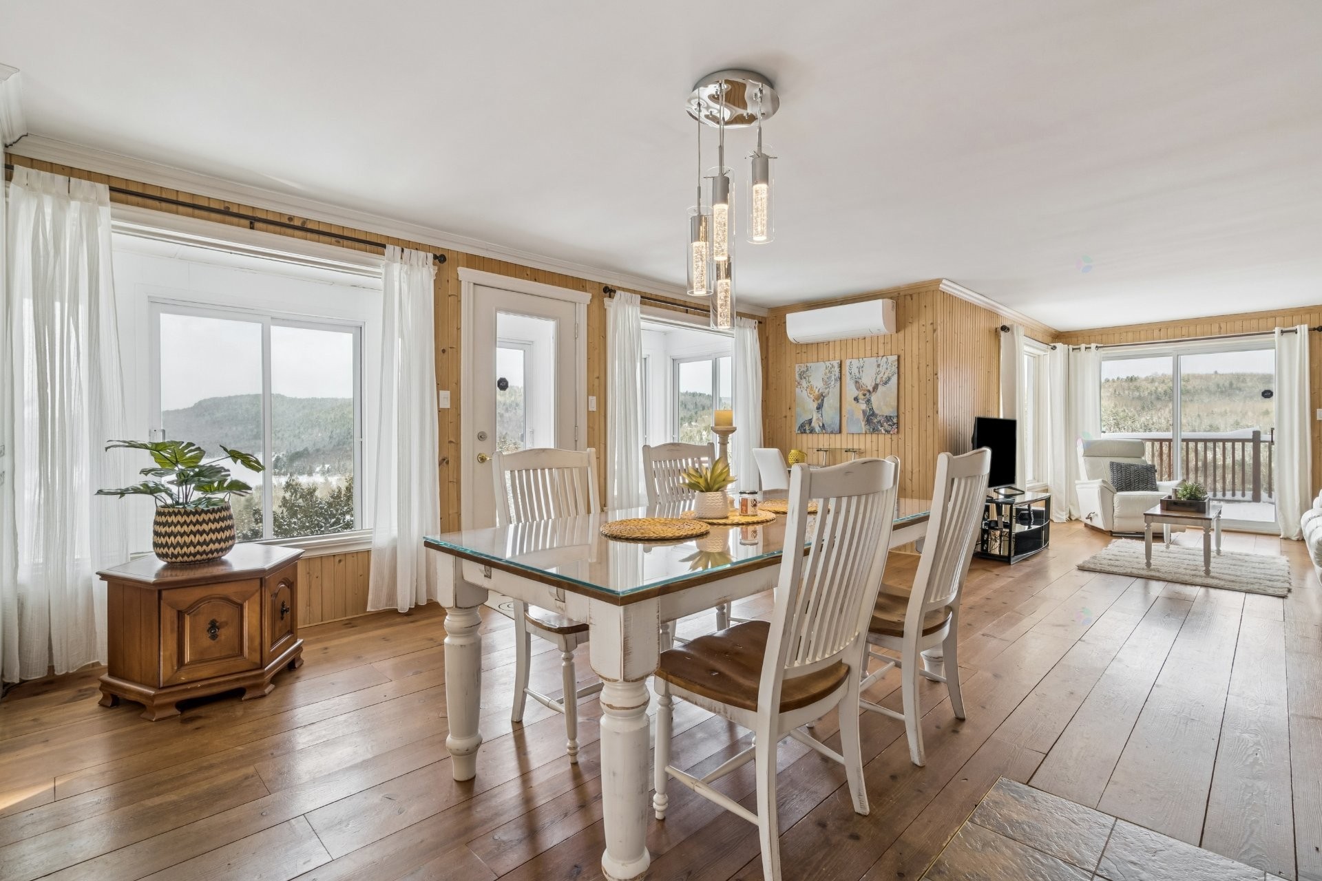 









60


Ch. de la Côte-à-Menick

,
Mandeville,




QC
J0K1L0

