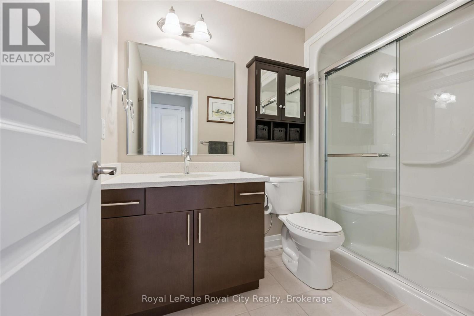 












113 ABERDEEN STREET

,
Centre Wellington (Fergus),




Ontario
N1M0B8


