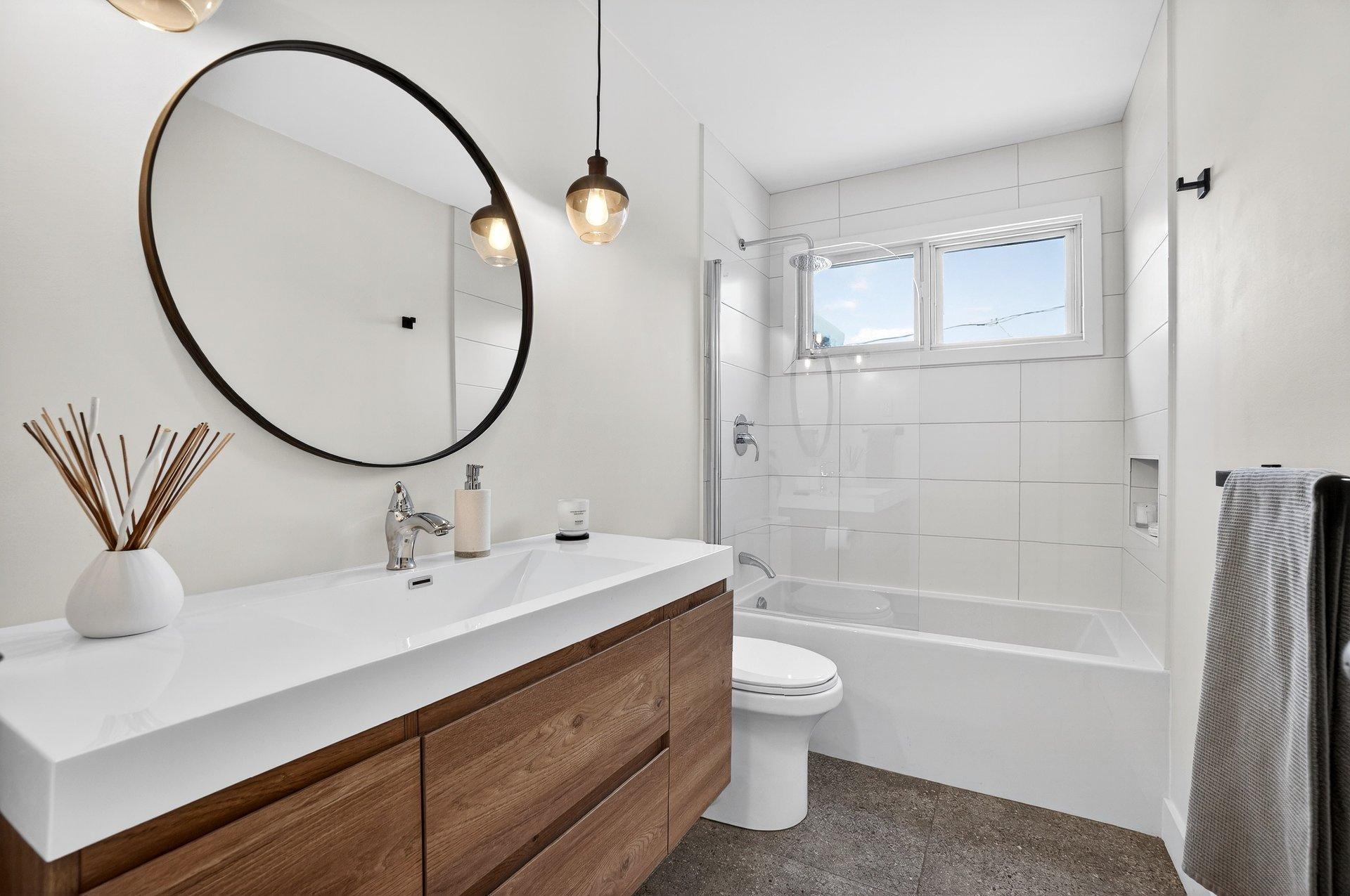 









2625


Av. de la Volière

,
Laval (Sainte-Rose),




QC
H7L3V6

