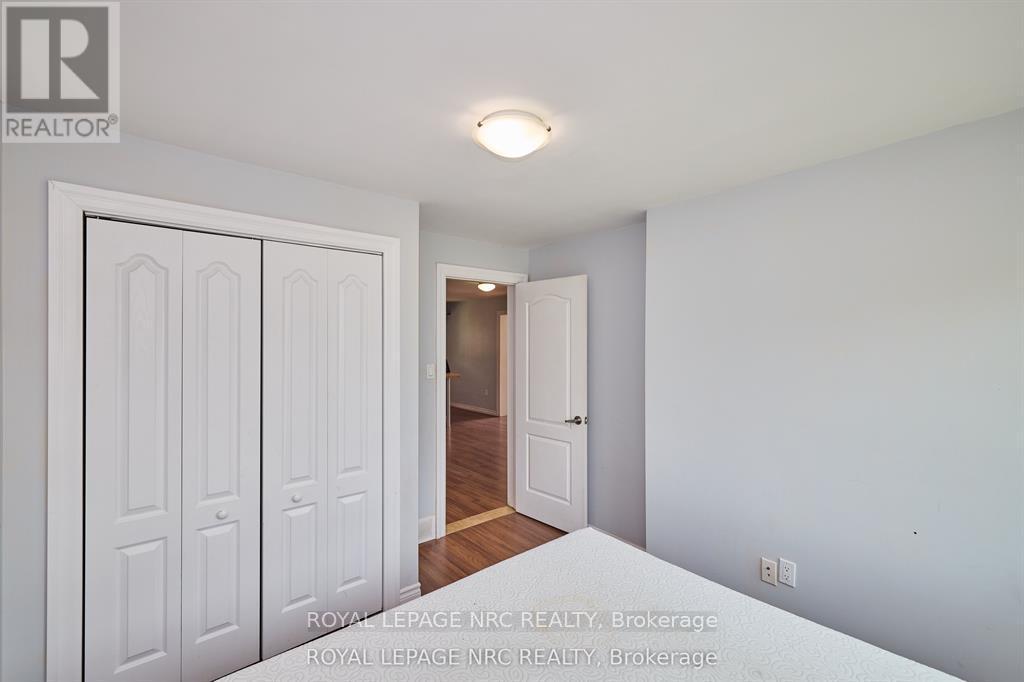 












557 GENEVA STREET

,
St. Catharines (Lakeport),




Ontario
L2N2J1


