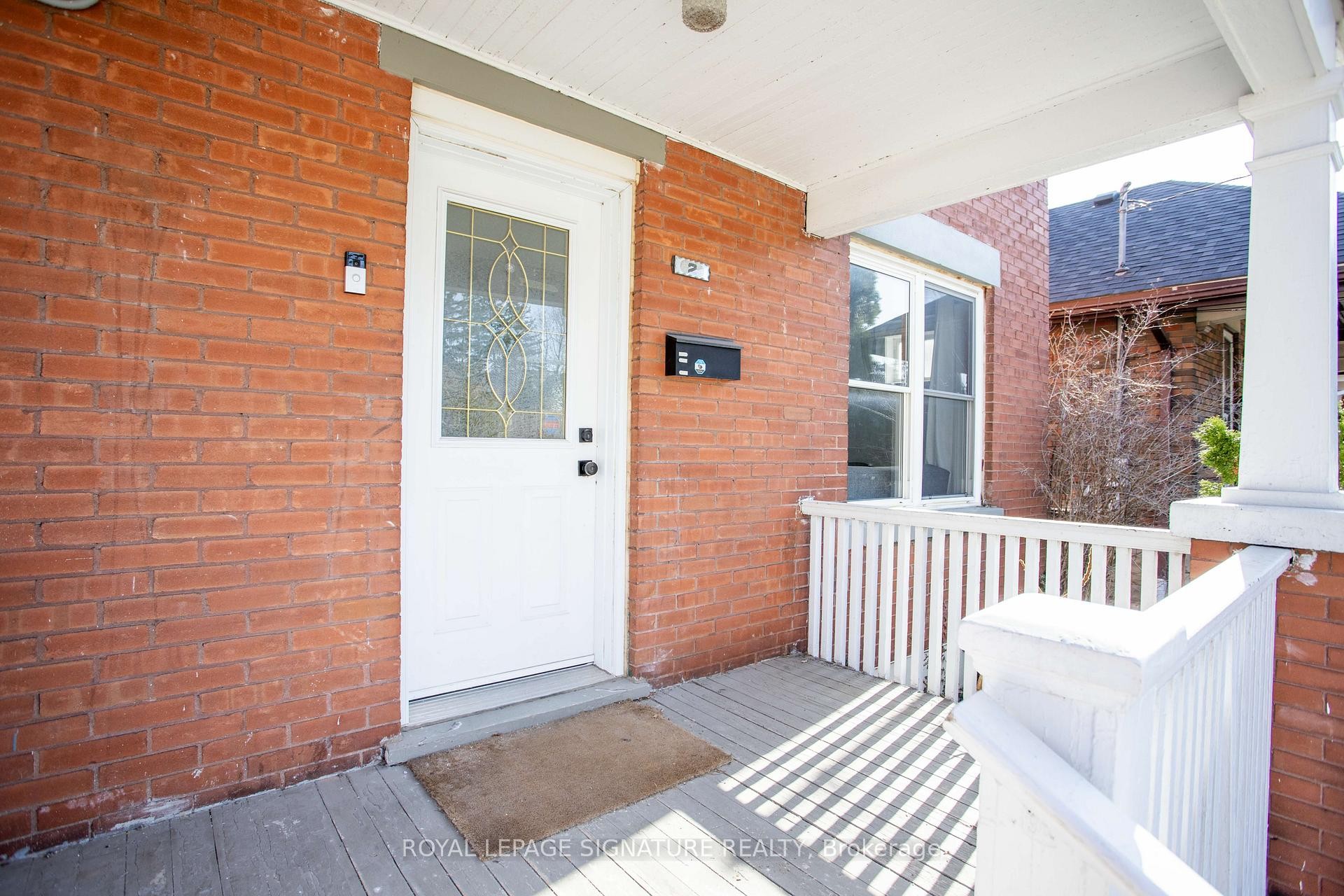 









2


McDonald

Avenue,
London North,




ON
N6G 1B1

