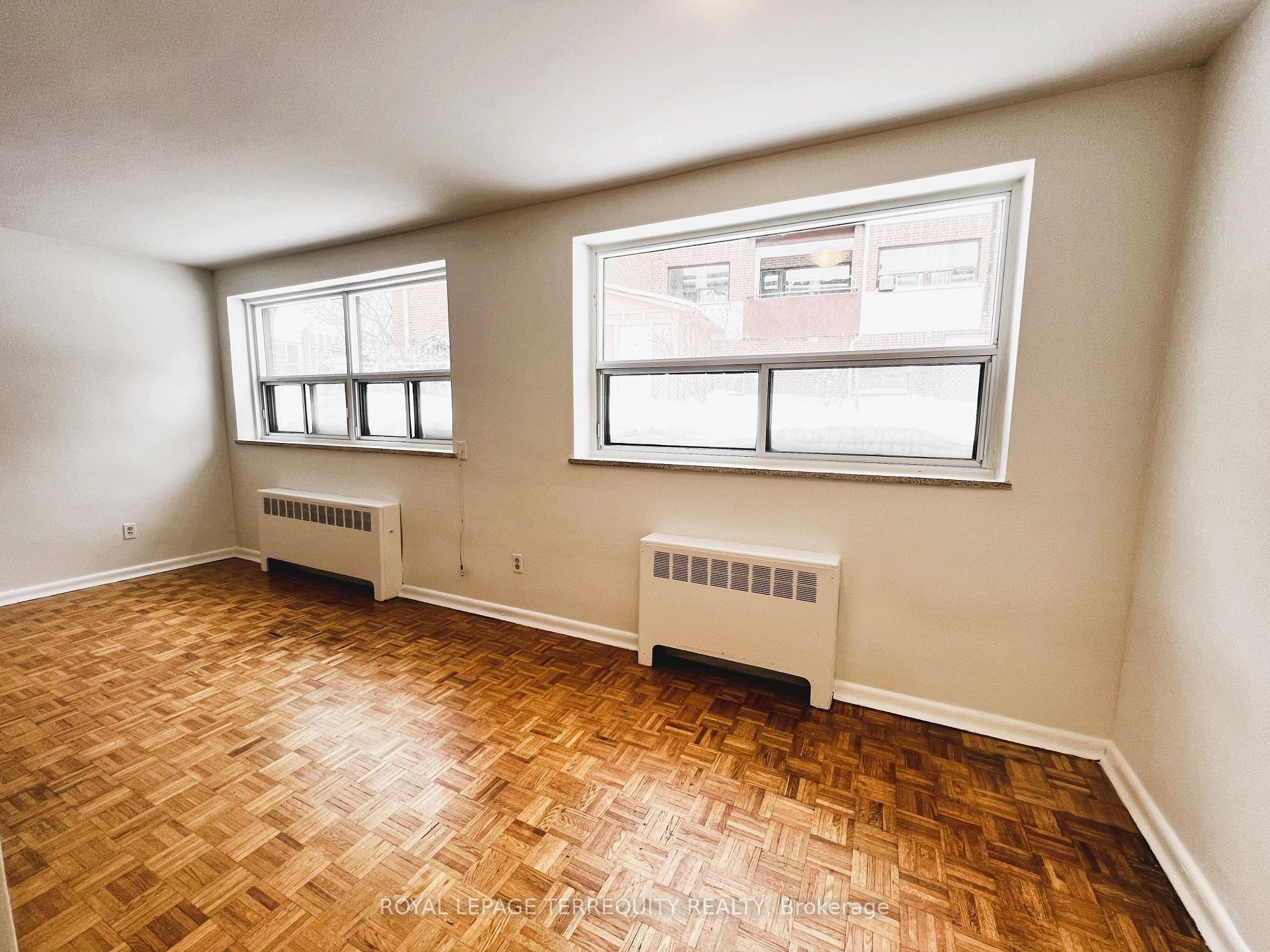 









39


Leduc

Drive, 3,
Toronto,




ON
M9W 2A8

