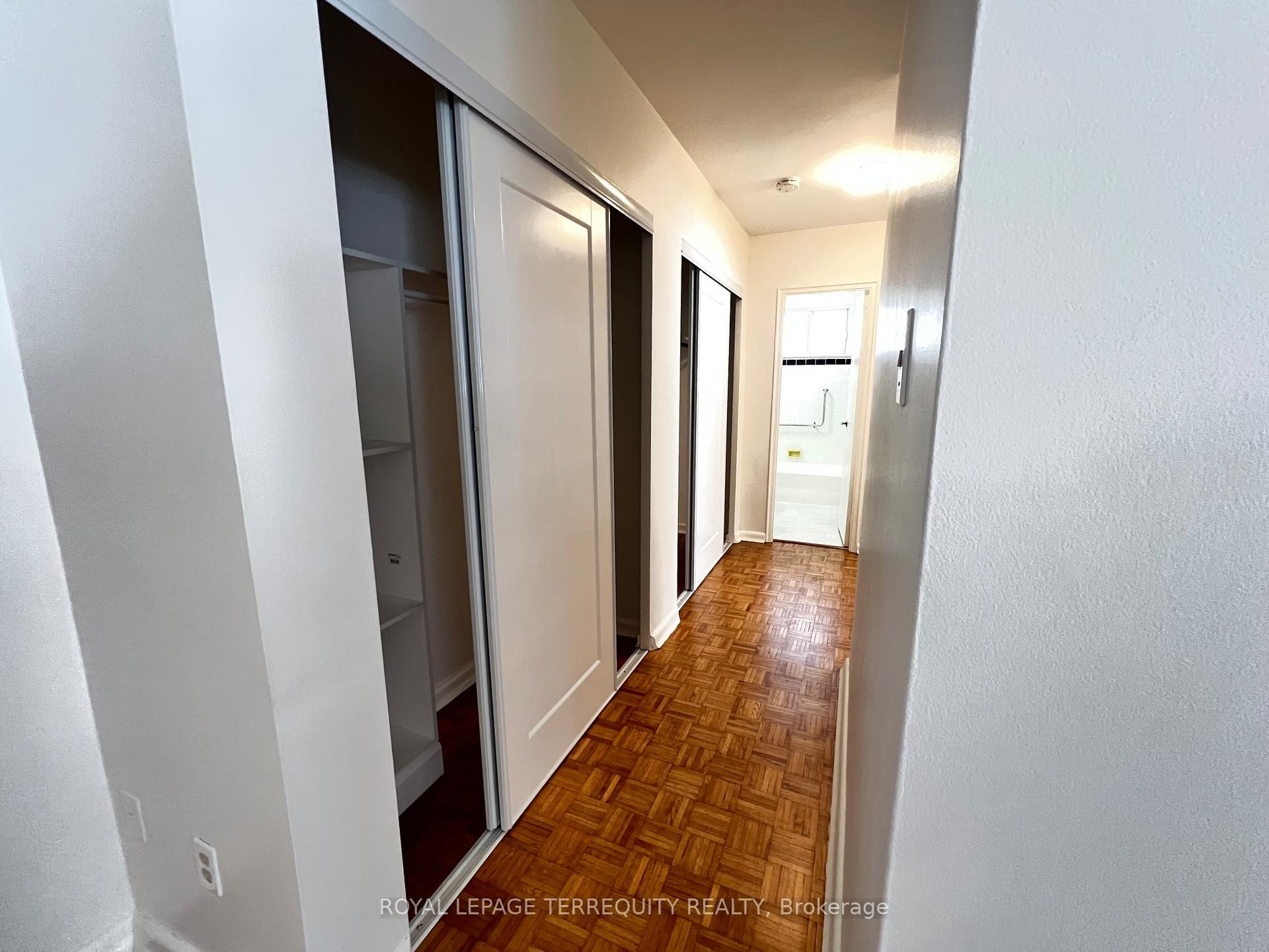 









39


Leduc

Drive, 3,
Toronto,




ON
M9W 2A8

