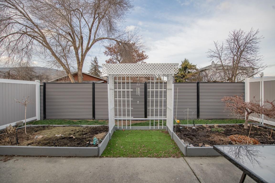 









3900


27

Avenue, 87,
Vernon,




BC
V1T 9E6

