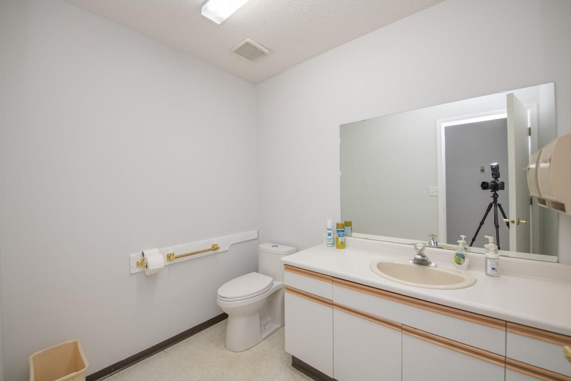 









3900


27

Avenue, 87,
Vernon,




BC
V1T 9E6

