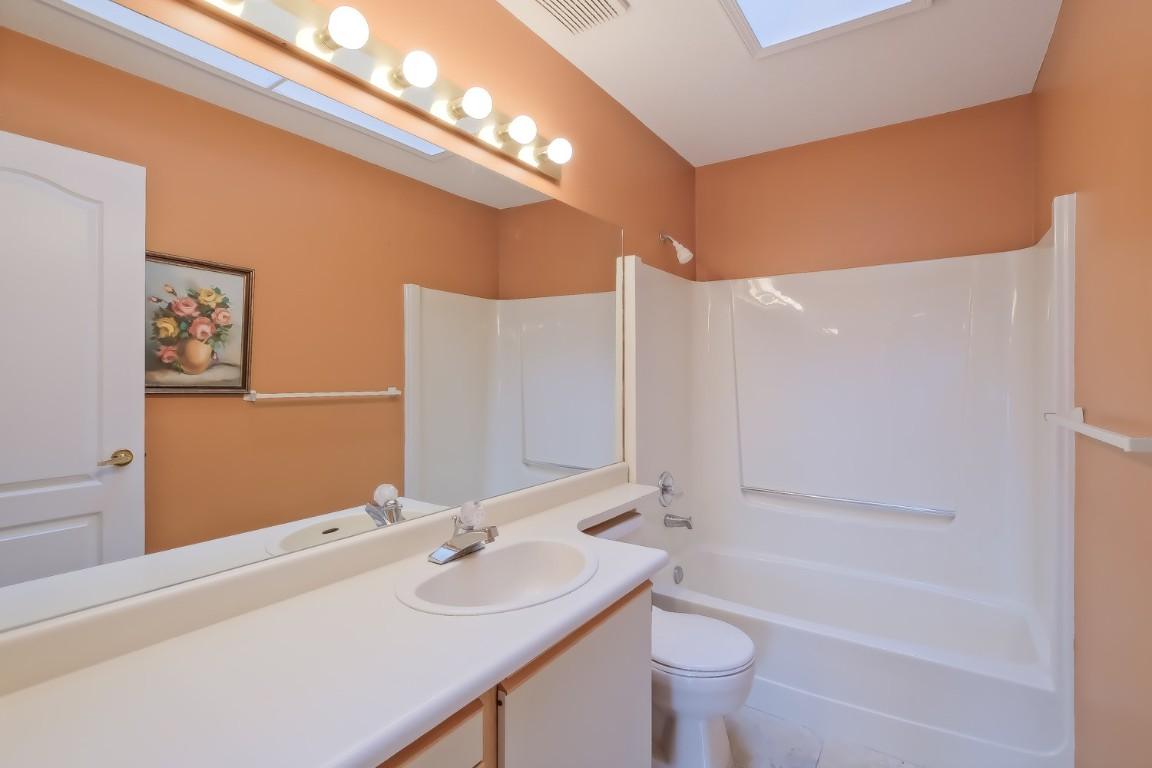 









255


McIntosh

Road, 305,
Kelowna,




BC
V1X 2C5

