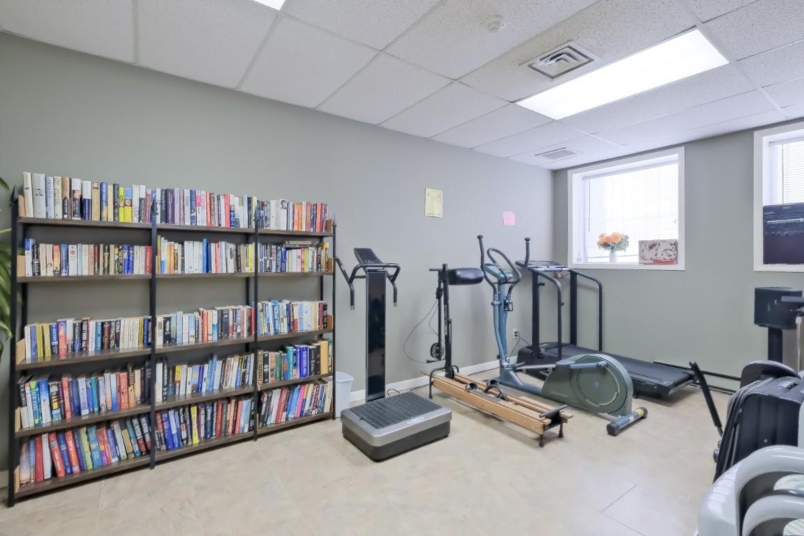 









255


McIntosh

Road, 305,
Kelowna,




BC
V1X 2C5

