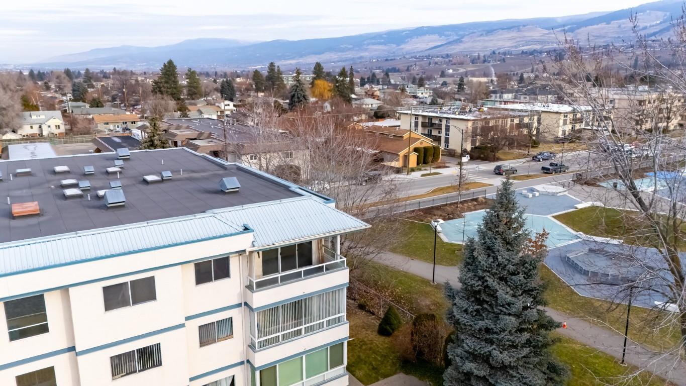 









255


McIntosh

Road, 305,
Kelowna,




BC
V1X 2C5

