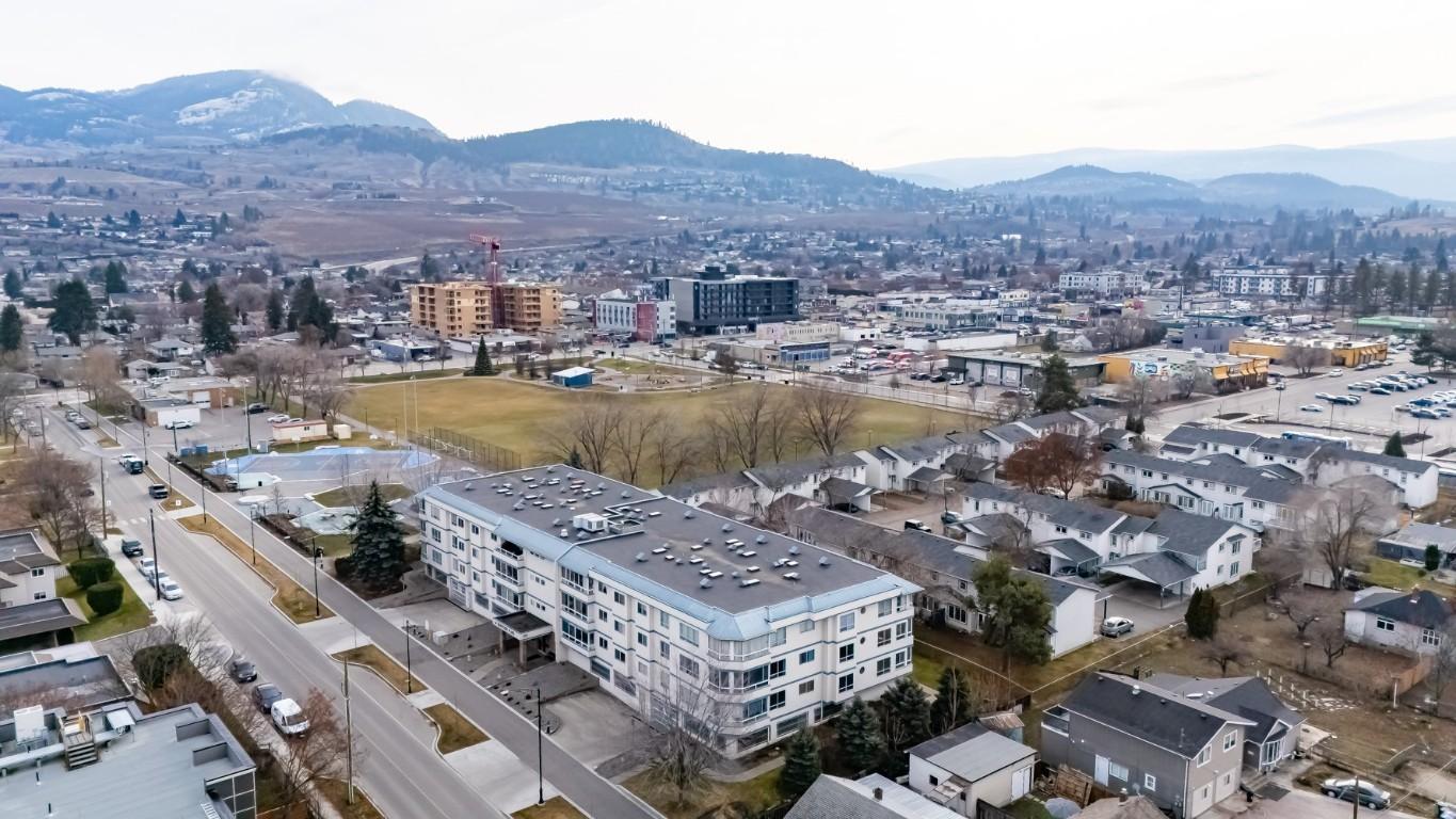 









255


McIntosh

Road, 305,
Kelowna,




BC
V1X 2C5

