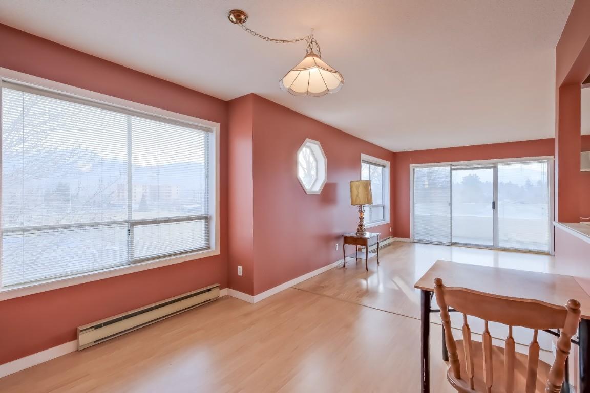 









255


McIntosh

Road, 305,
Kelowna,




BC
V1X 2C5

