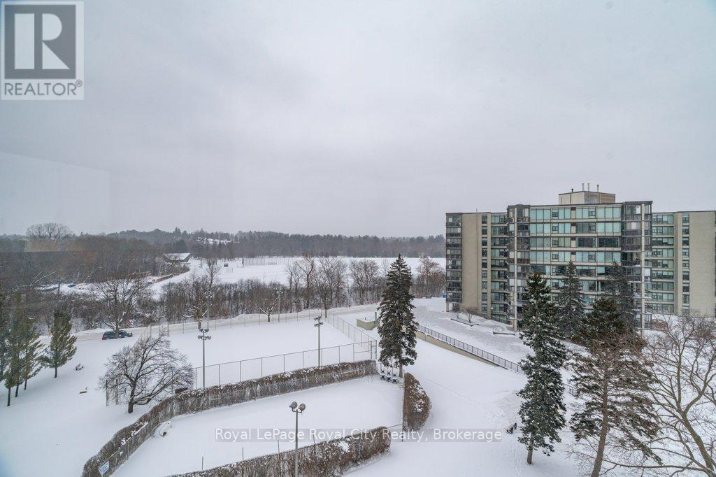 












614 - 19 WOODLAWN ROAD E

,
Guelph (Riverside Park),




Ontario
N1H7B1

