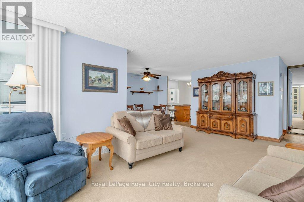 












614 - 19 WOODLAWN ROAD E

,
Guelph (Riverside Park),




Ontario
N1H7B1

