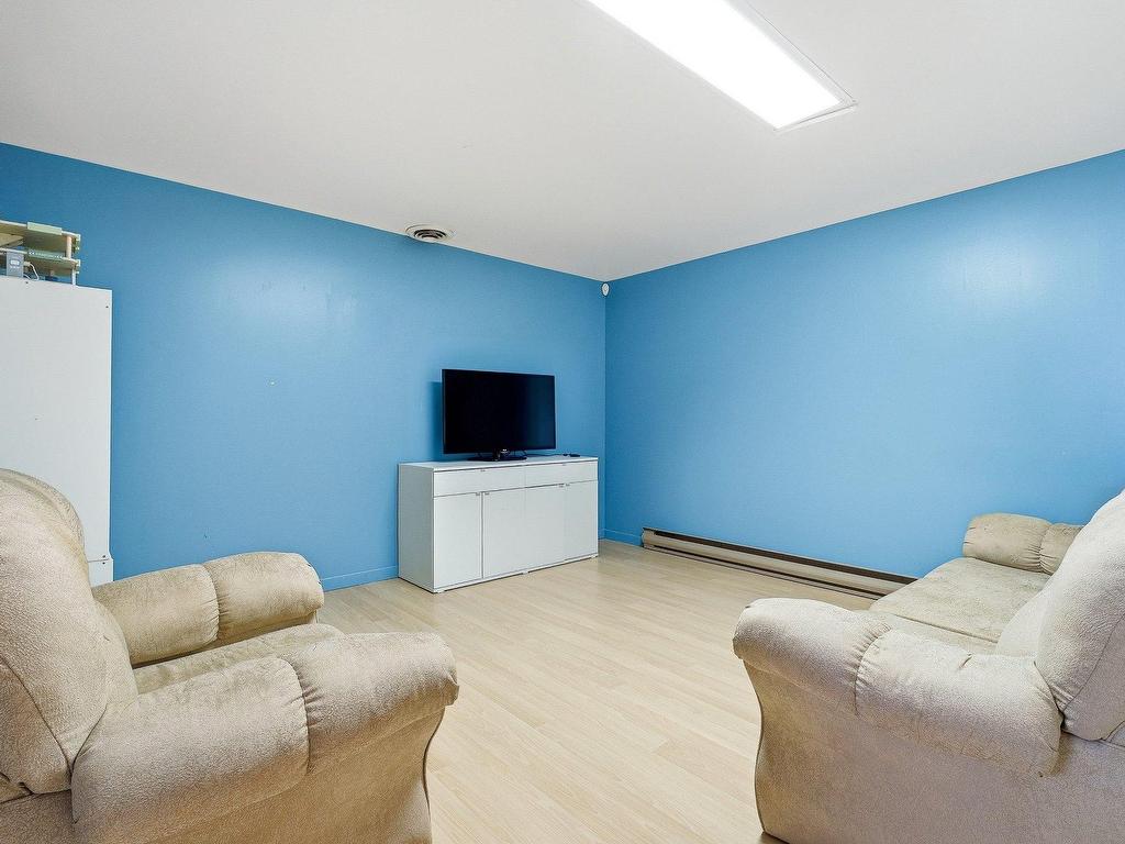 









5627


Route Marie-Victorin

,
Contrecoeur,




QC
J0L1C0

