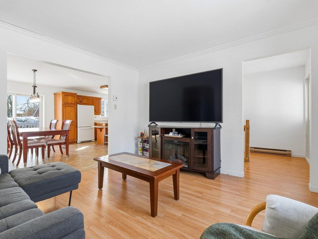 









5627


Route Marie-Victorin

,
Contrecoeur,




QC
J0L1C0

