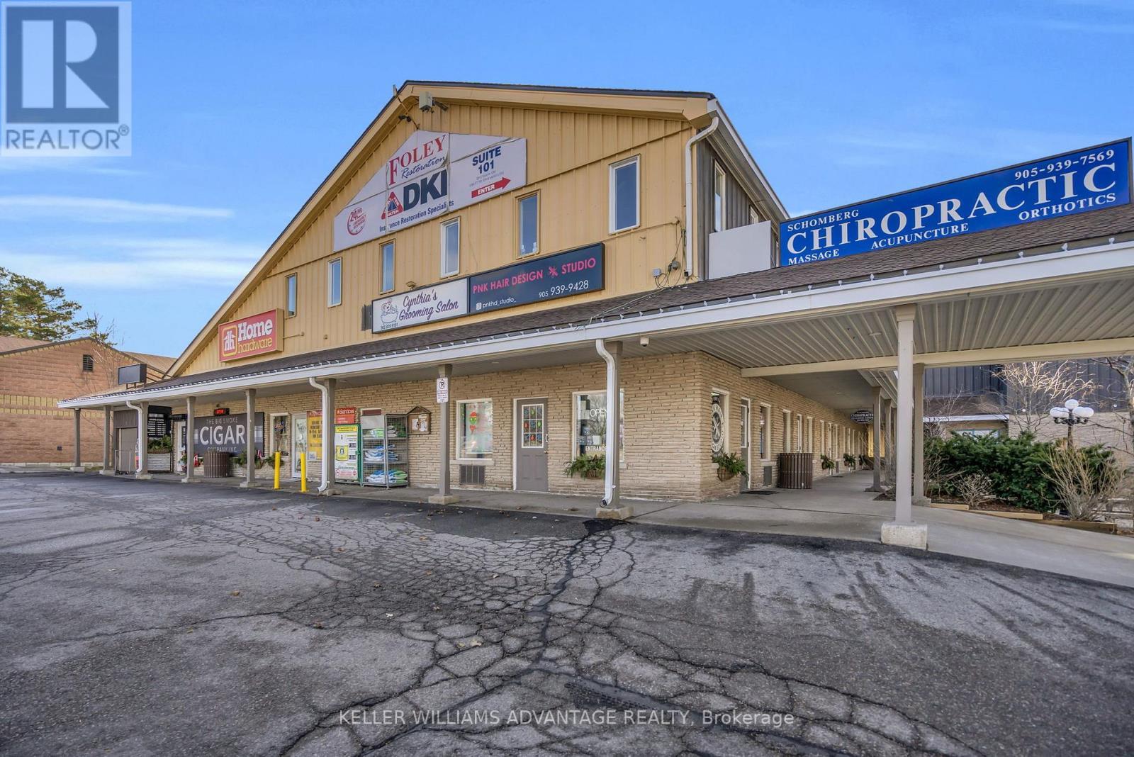 












SUITE 205 - 17250 HIGHWAY 27 AVENUE

,
King,




Ontario
L0G1T0

