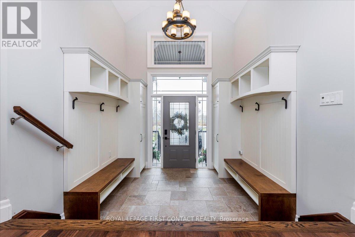 












3500 CRESCENT HARBOUR ROAD

,
Innisfil,




Ontario
L9S2Y8

