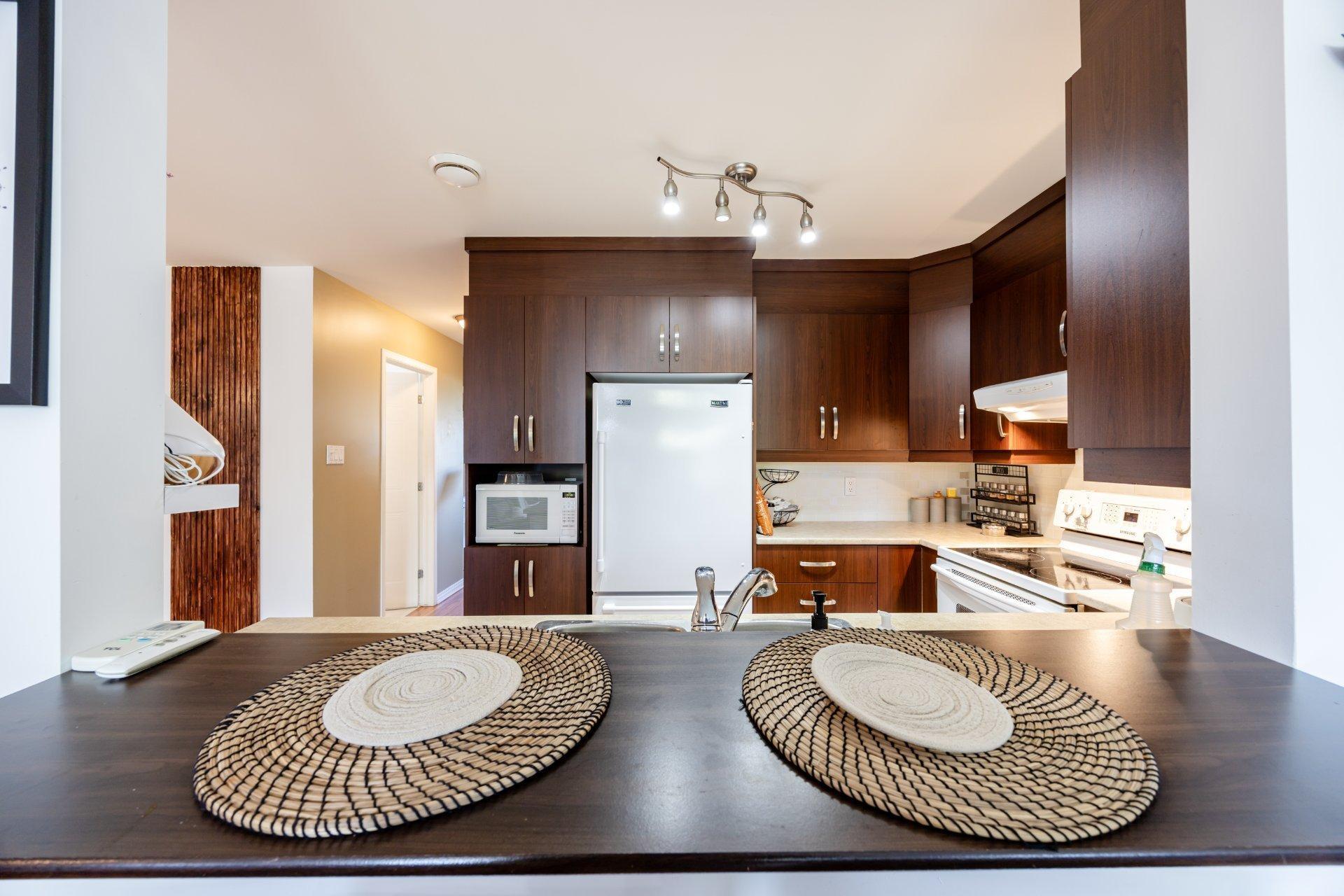 









5970


Rue Chevalier

, 1,
Brossard,




QC
J4Z0E8

