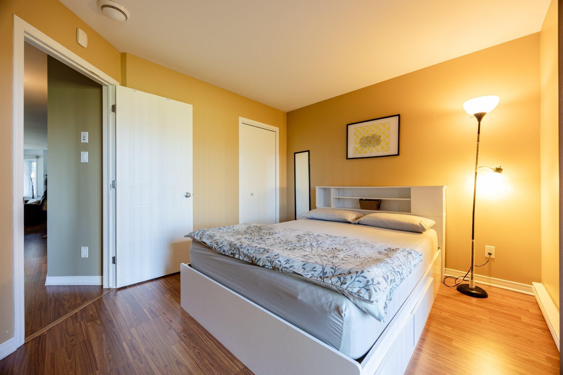 









5970


Rue Chevalier

, 1,
Brossard,




QC
J4Z0E8

