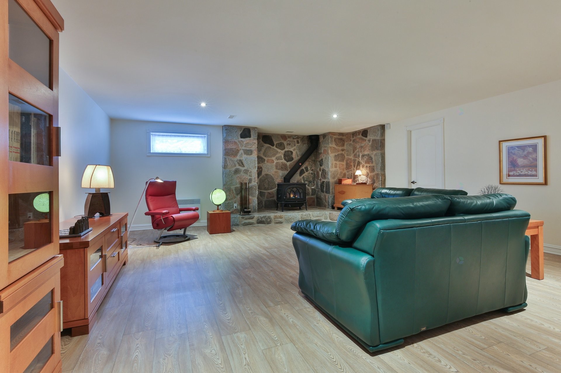 









243


16e Avenue

,
Saint-Jean-sur-Richelieu,




QC
J2X1A1

