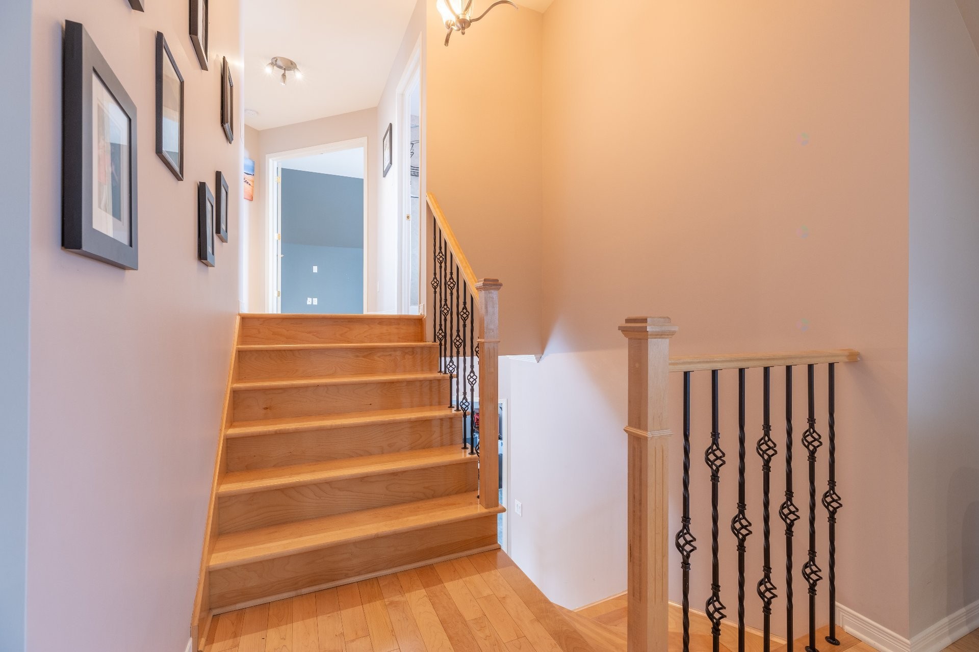 









83


Rue Jean-Paul-Lemieux

,
Notre-Dame-de-l'Île-Perrot,




QC
J7W1P4

