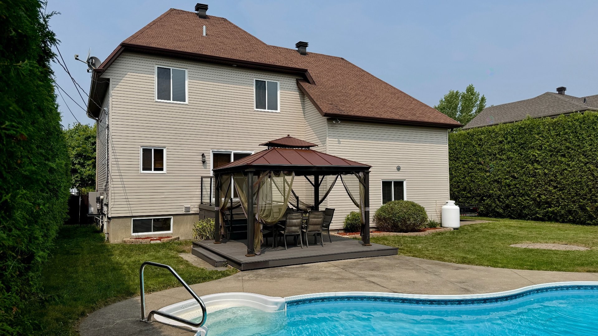 









83


Rue Jean-Paul-Lemieux

,
Notre-Dame-de-l'Île-Perrot,




QC
J7W1P4

