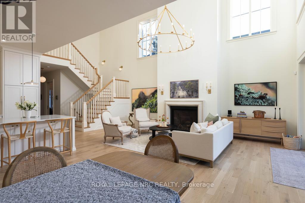 












166 DALHOUSIE AVENUE

,
St. Catharines (Port Dalhousie),




Ontario
L2N4X7

