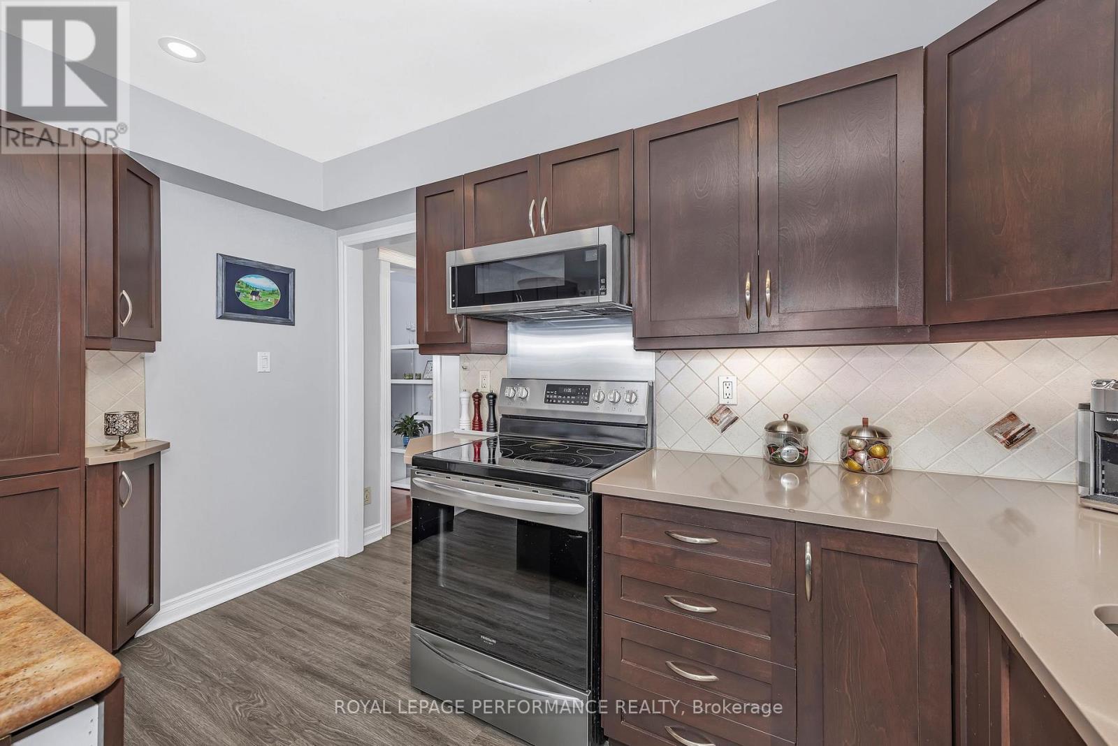 












1310 PRESTONE DRIVE

,
Ottawa,




Ontario
K1E2Z6

