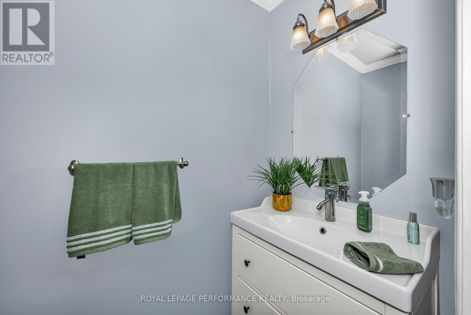 












1310 PRESTONE DRIVE

,
Ottawa,




Ontario
K1E2Z6

