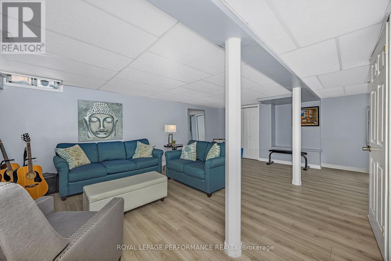 












1310 PRESTONE DRIVE

,
Ottawa,




Ontario
K1E2Z6

