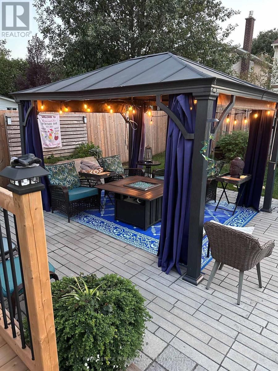 












1310 PRESTONE DRIVE

,
Ottawa,




Ontario
K1E2Z6

