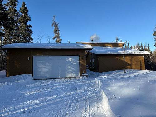 Welcome to 547 Goldeneye Lane! / with 30' x 30' Garage