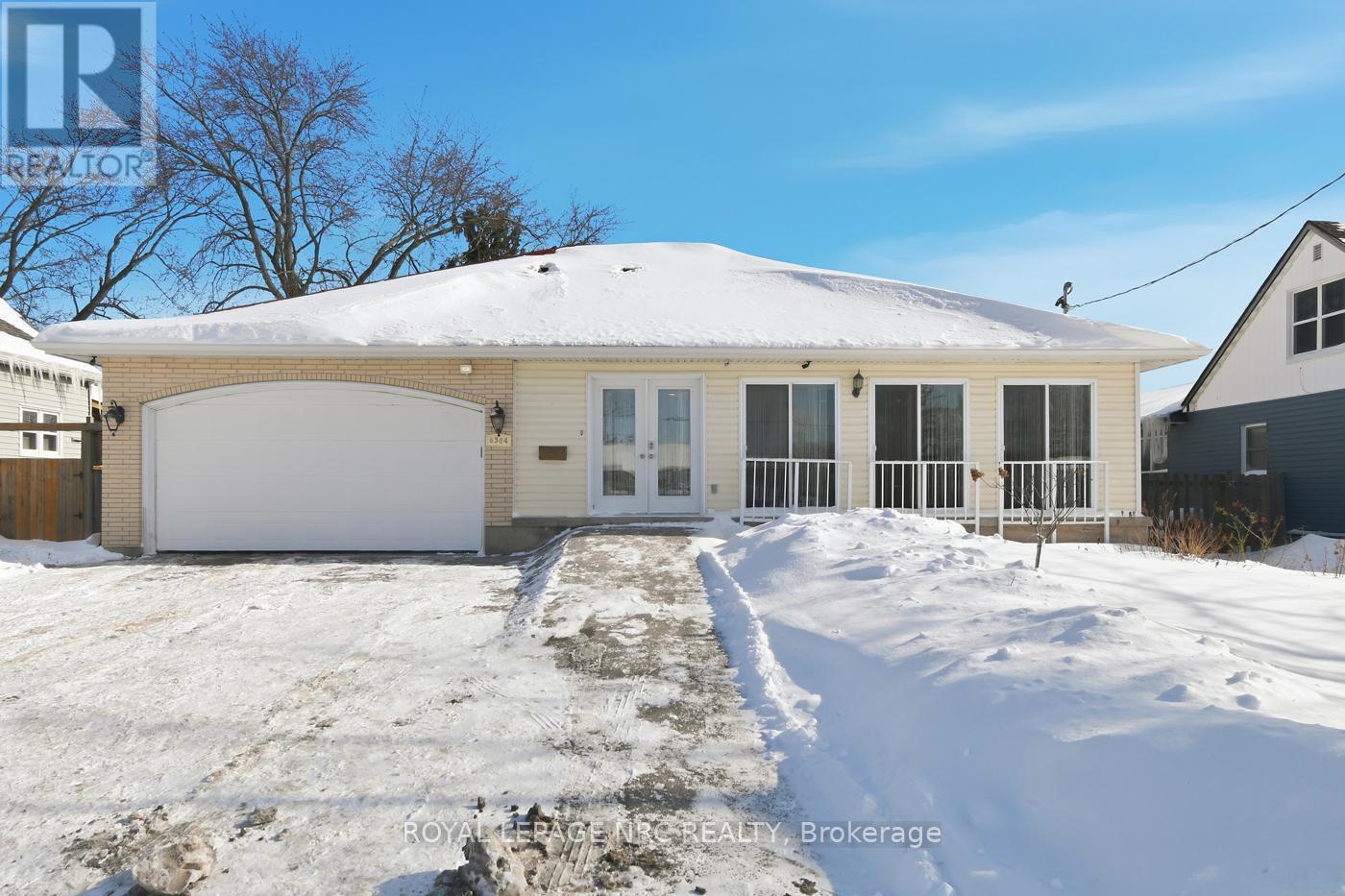 












6384 MONTROSE ROAD

,
Niagara Falls (West Wood),




Ontario
L2H1L6

