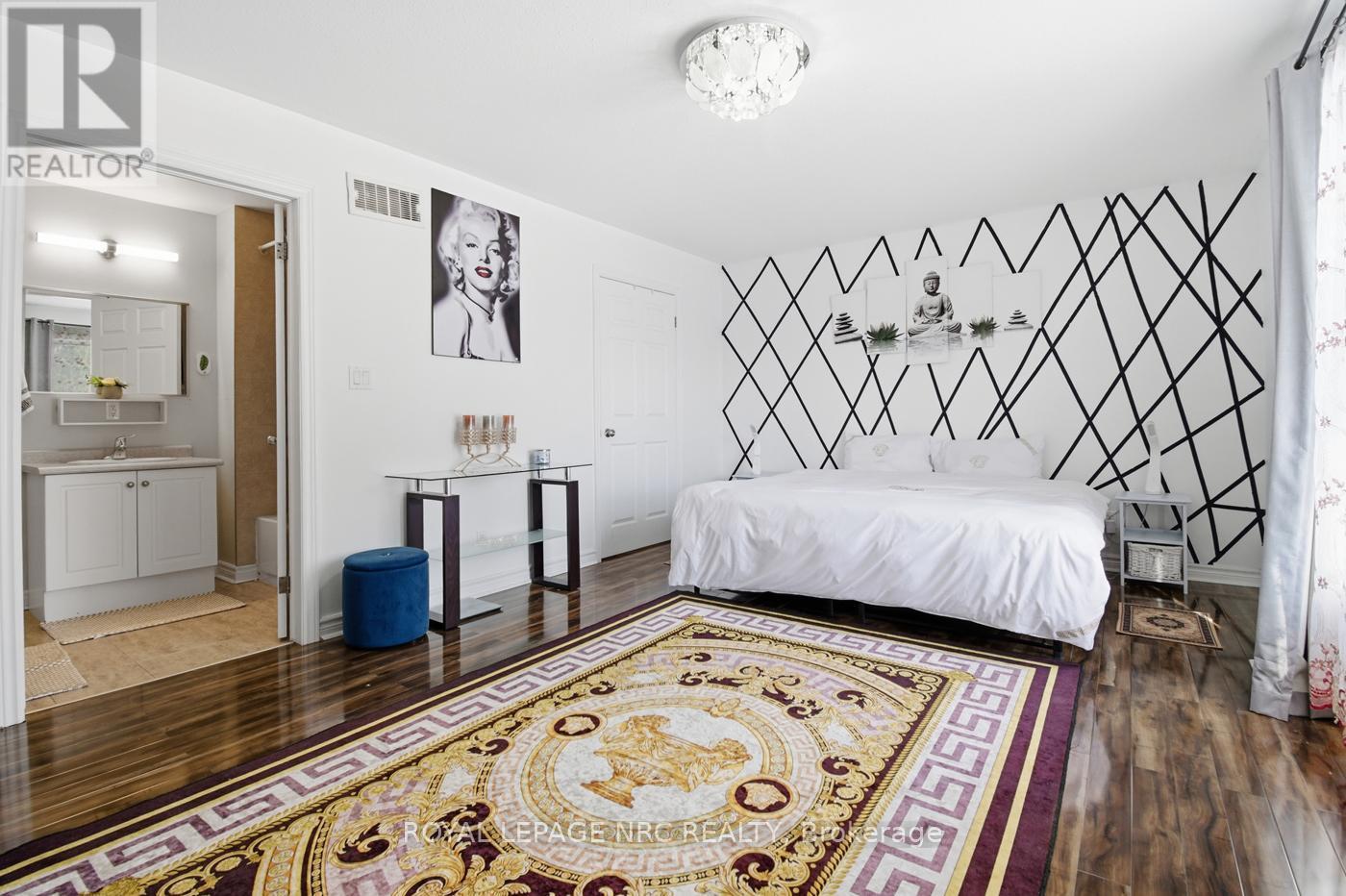 












6384 MONTROSE ROAD

,
Niagara Falls (West Wood),




Ontario
L2H1L6

