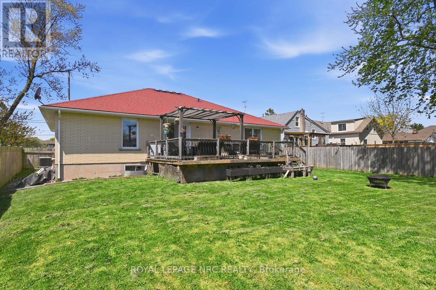 












6384 MONTROSE ROAD

,
Niagara Falls (West Wood),




Ontario
L2H1L6

